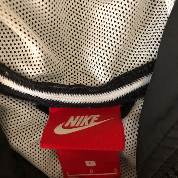Men’s Nike Windbreaker Size Large - Picture 2 of 3